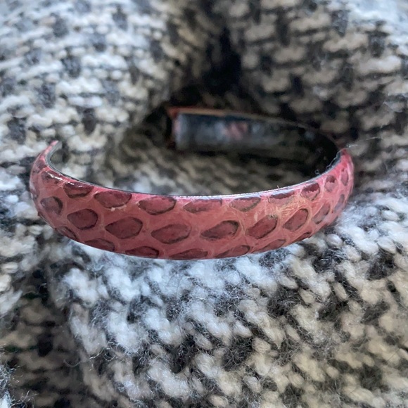 Vintage Gucci Peruzzi Snake Skin Cuff Bracelet - Picture 4 of 8